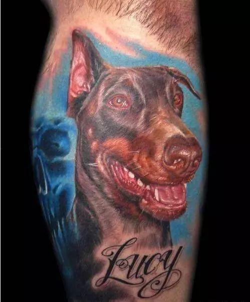 欧美杜宾犬纹身图片,威猛与艺术的完美融合
